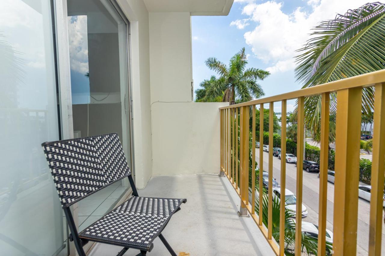One Bedroom Apartment - With Parking & Balcony - Heart Of Wynwood Майами Экстерьер фото